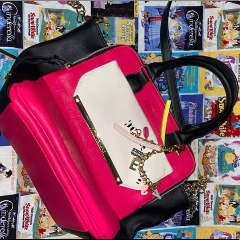 Betsey Johnson color block crossbody